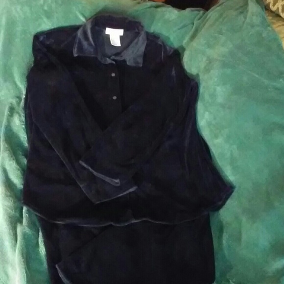 Navy blue Evan Picone velour two piece set - Picture 3 of 8